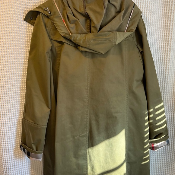 COPY - EUC Burberry Brit coat - Picture 6 of 6